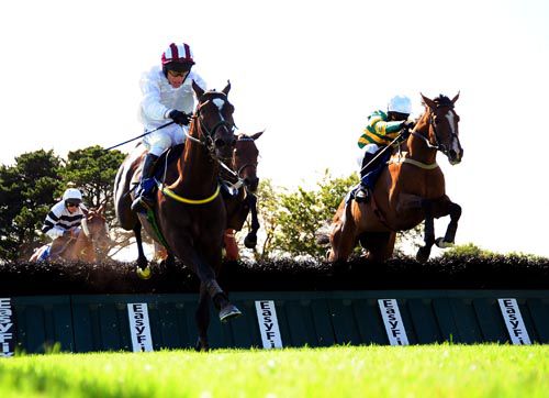 Princeton Plains (right) comes to claim London Bridge at the last