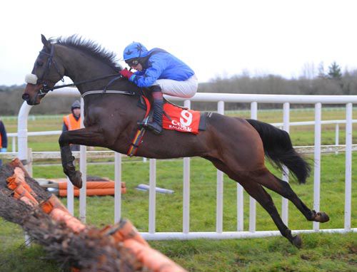 Lookoutnow & Michael Butler on their way to victory