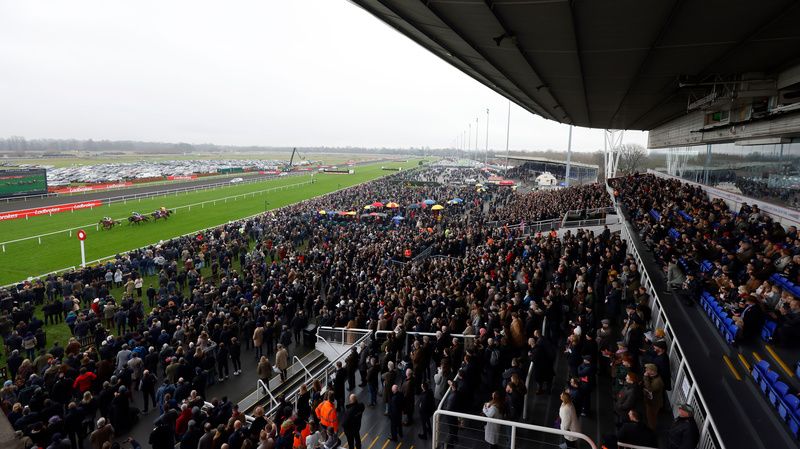 Kempton Park on King George VI Day