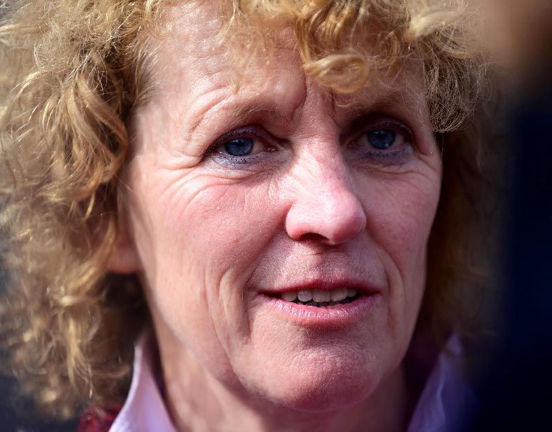 Lucinda Russell