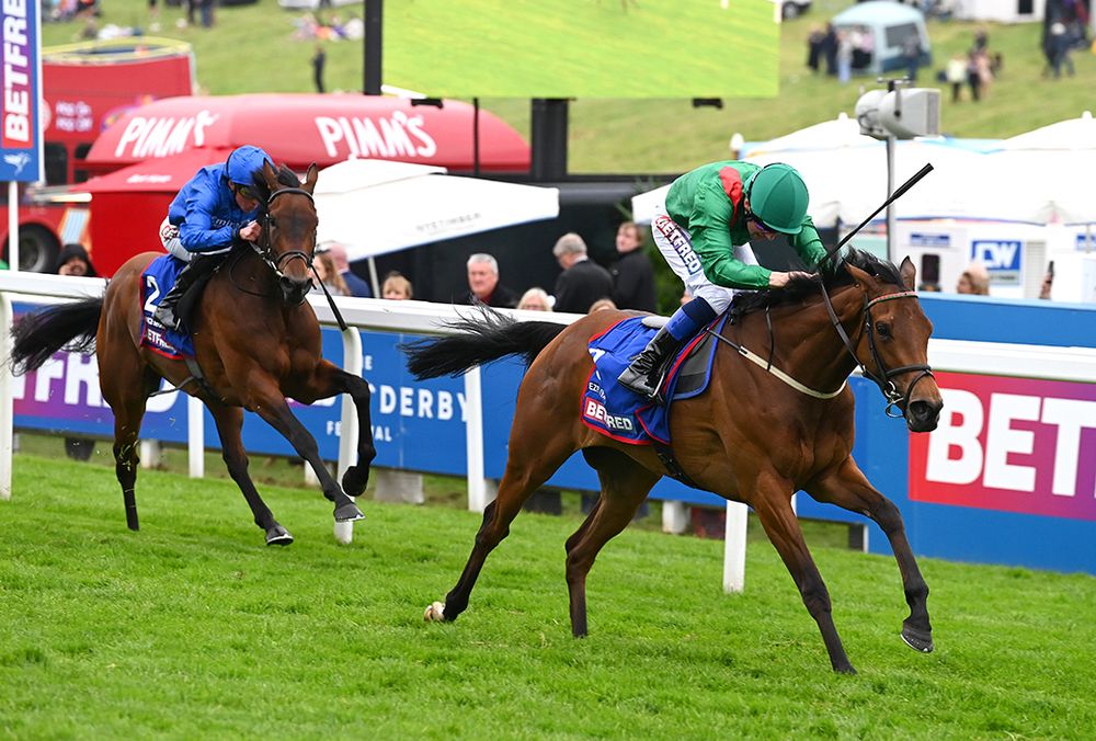 Ezeliya and Chris Hayes win for owner HH Aga Khan and trainer Dermot Weld.