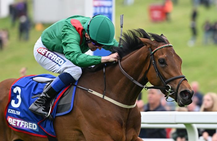 Oaks heroine Ezeliya and Chris Hayes