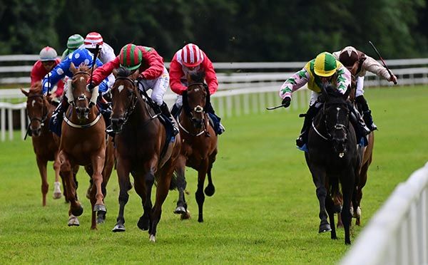  Stormie Outlook and Seamus Heffernan (yellow and green cap)