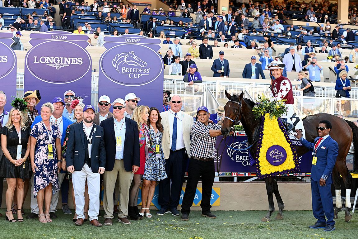 Thorpedo Anna and Brian Hernandez win for trainer Kenny McPeek