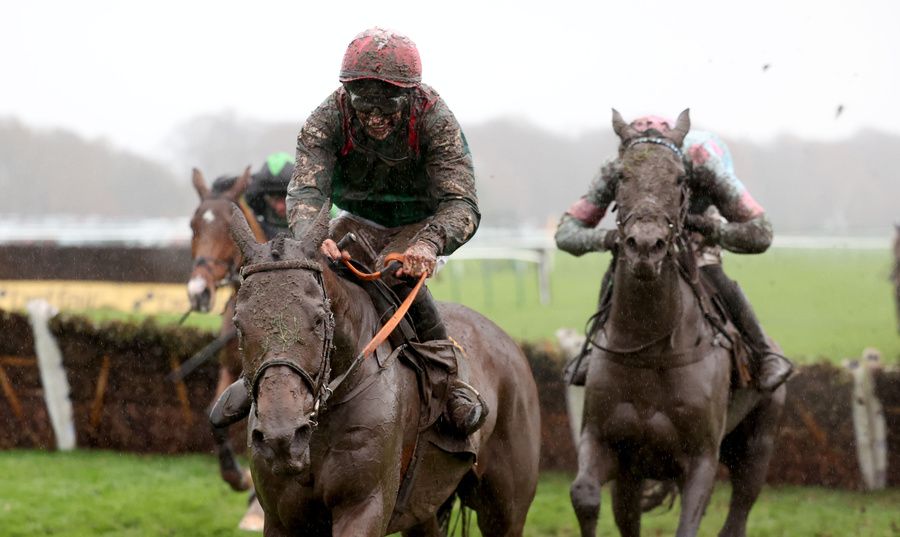 Shoot First winning at Haydock 