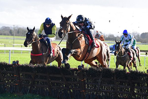 Westernersunrise jumps the last under Philip Donovan